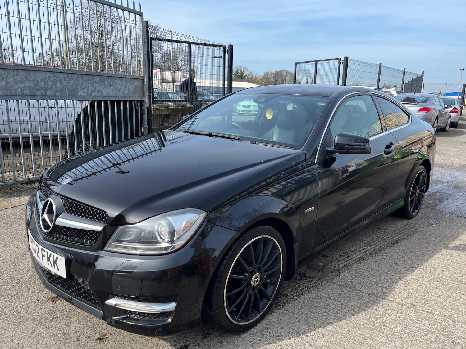 Used Mercedes-Benz C Class 2012 for sale - 77964989: Photo 3