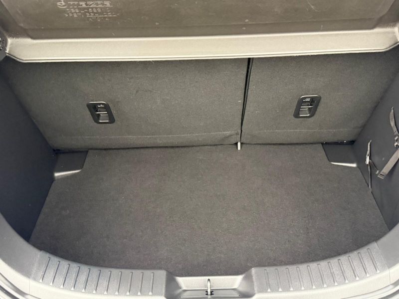 Used Mazda Mazda2 2017 for sale - 76552423: Photo 6