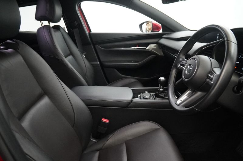 Used Mazda Mazda3 2022 for sale - 76400757: Photo 8