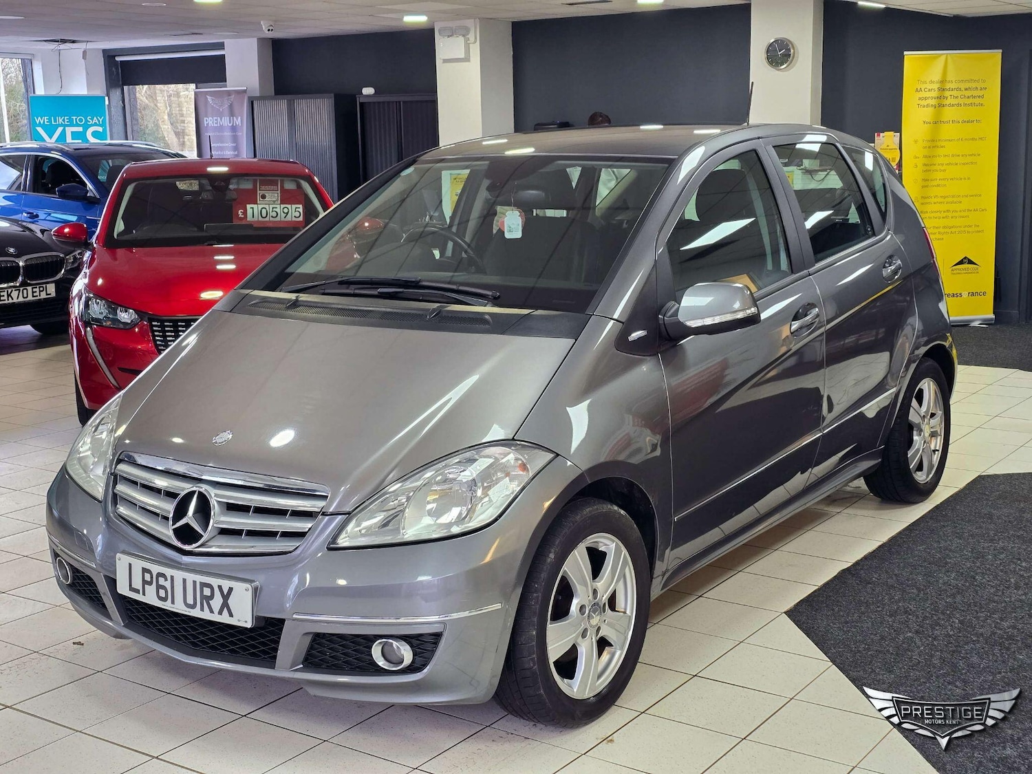 Used Mercedes-Benz A-Class 2012 for sale - 77387065: Photo 2