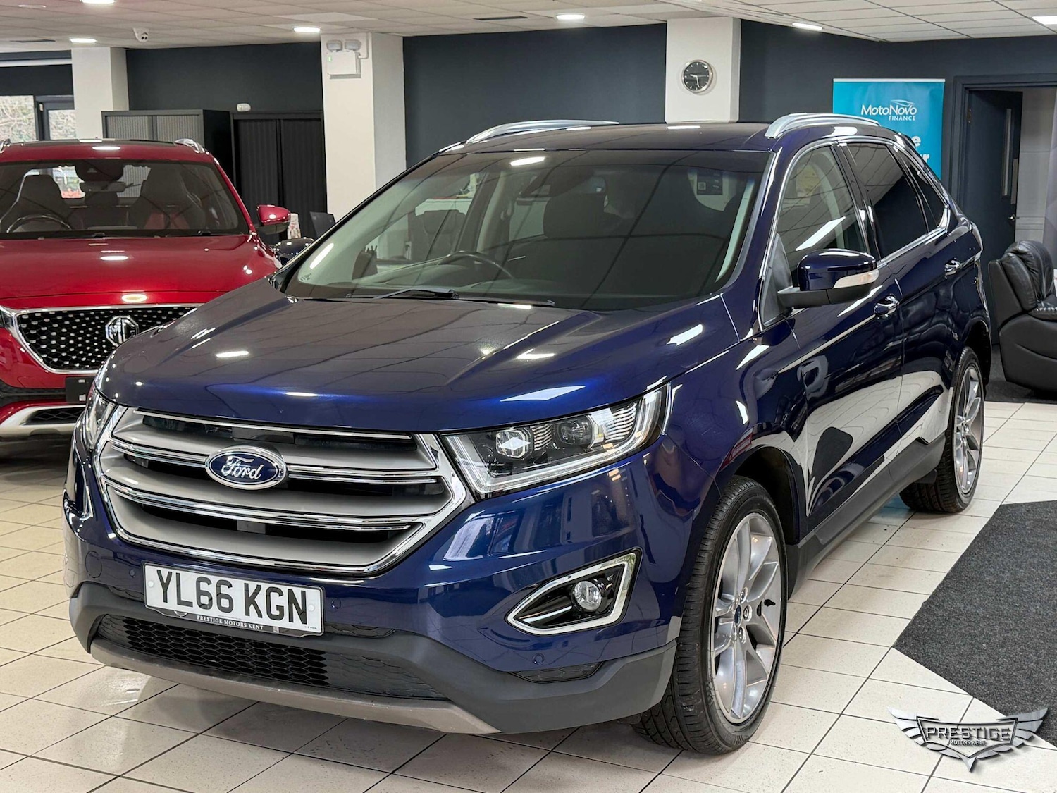 Used Ford Edge 2017 for sale - 76976805: Photo 2