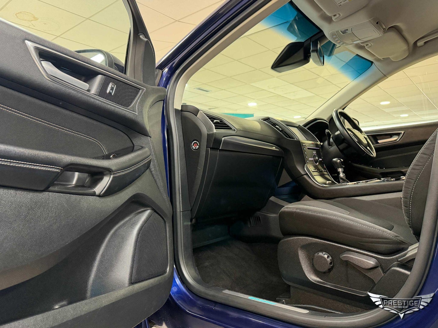 Used Ford Edge 2017 for sale - 76976805: Photo 47