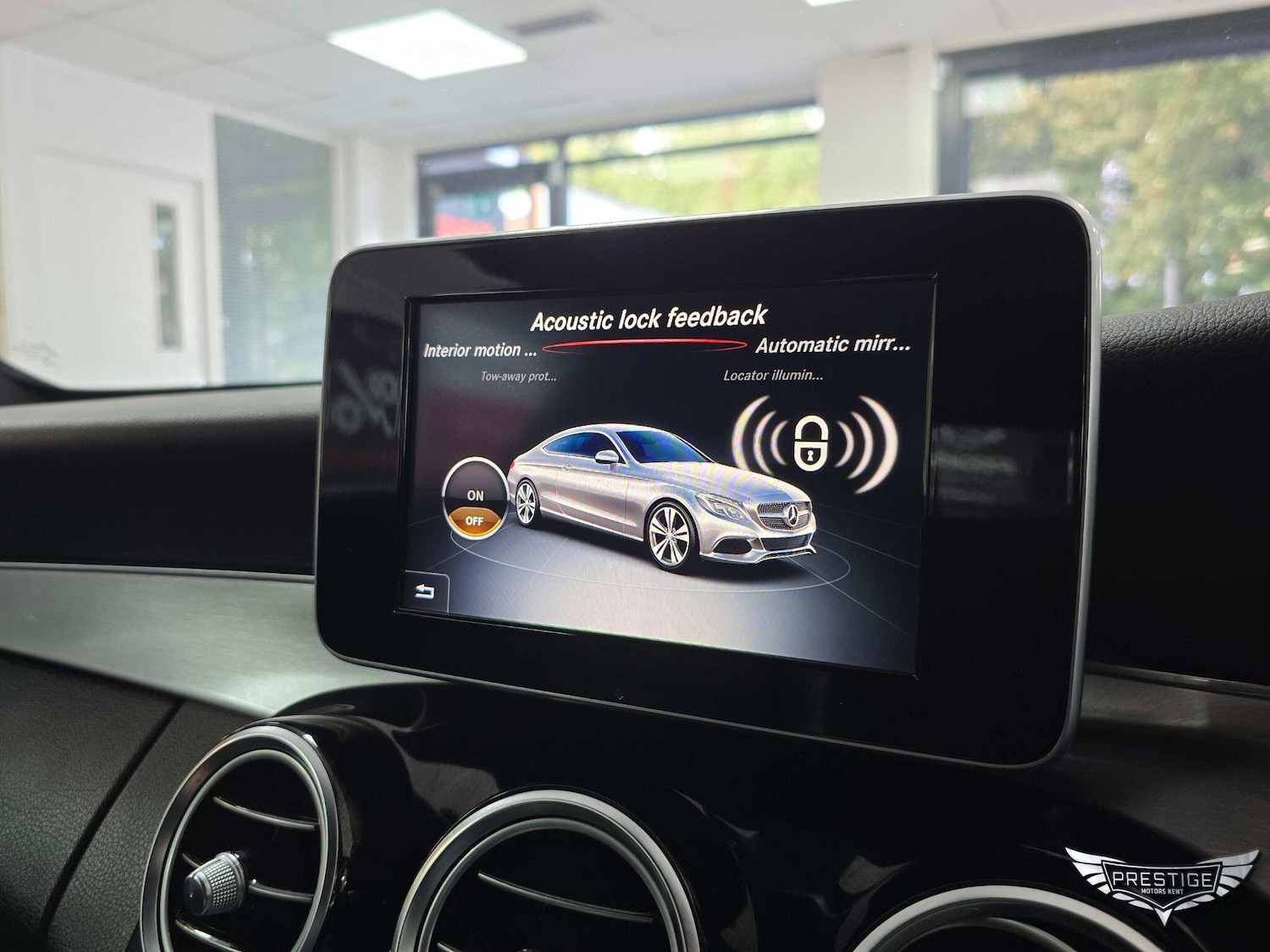 Used Mercedes-Benz C Class 2017 for sale - 76072396: Photo 70