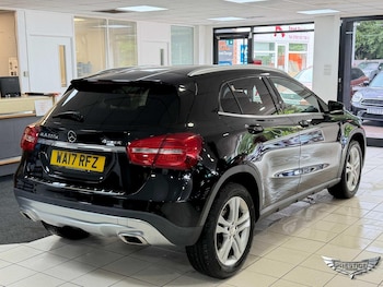 Used Mercedes-Benz GLA 2017 for sale - 78561810: Photo