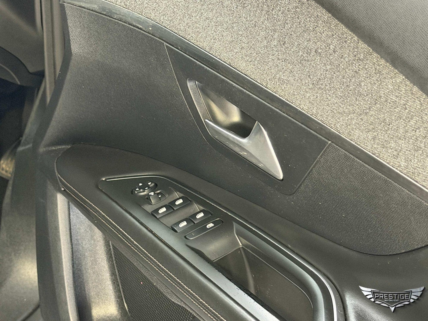 Used Peugeot 3008 2017 for sale - 78063092: Photo 84