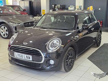 Used MINI Hatch 2019 for sale - 78461057: Photo