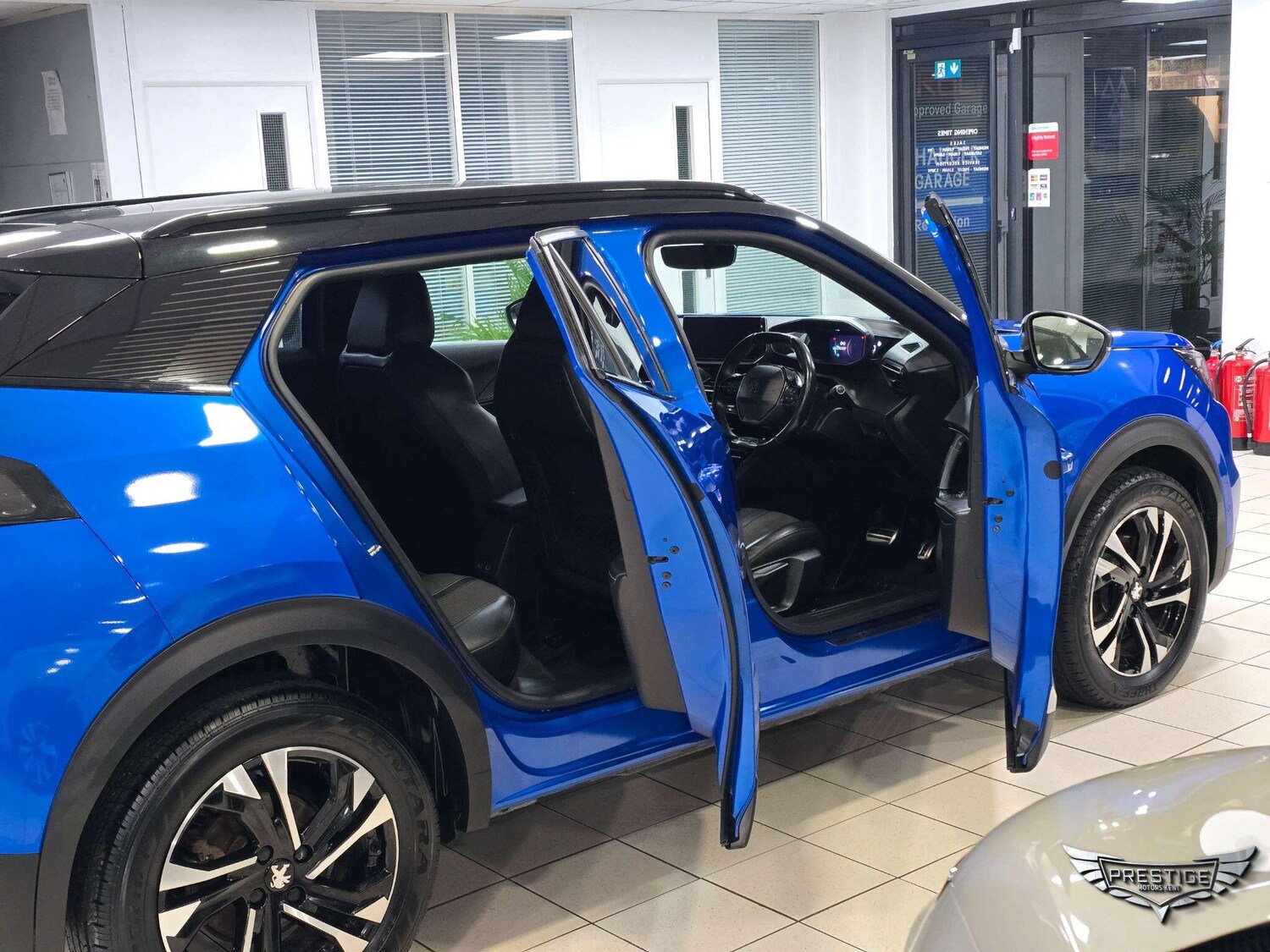 Used Peugeot E-2008 2021 for sale - 77439719: Photo 47