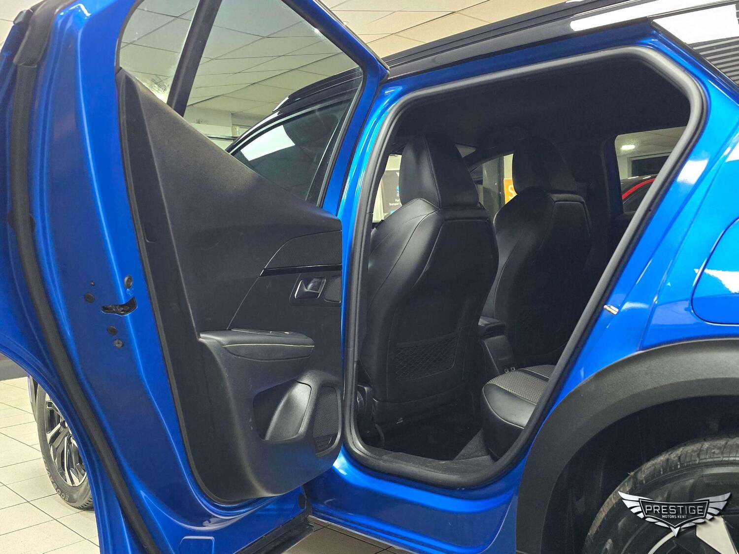 Used Peugeot E-2008 2021 for sale - 77439719: Photo 50