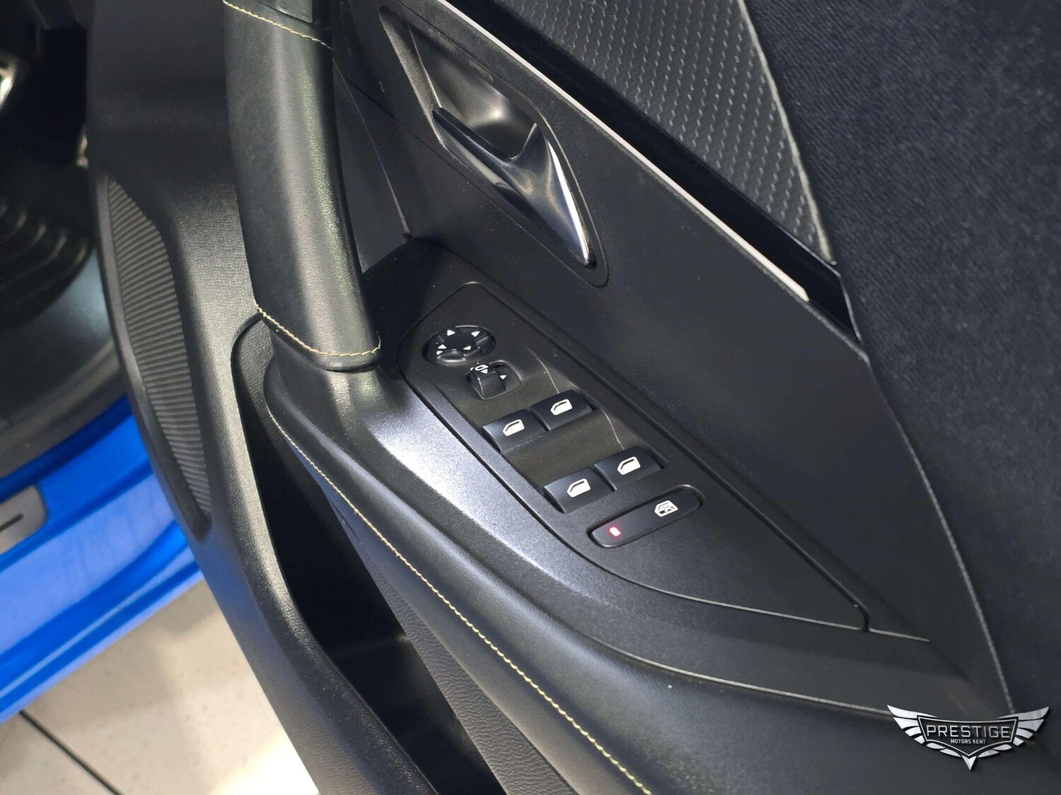 Used Peugeot E-2008 2021 for sale - 77439719: Photo 85