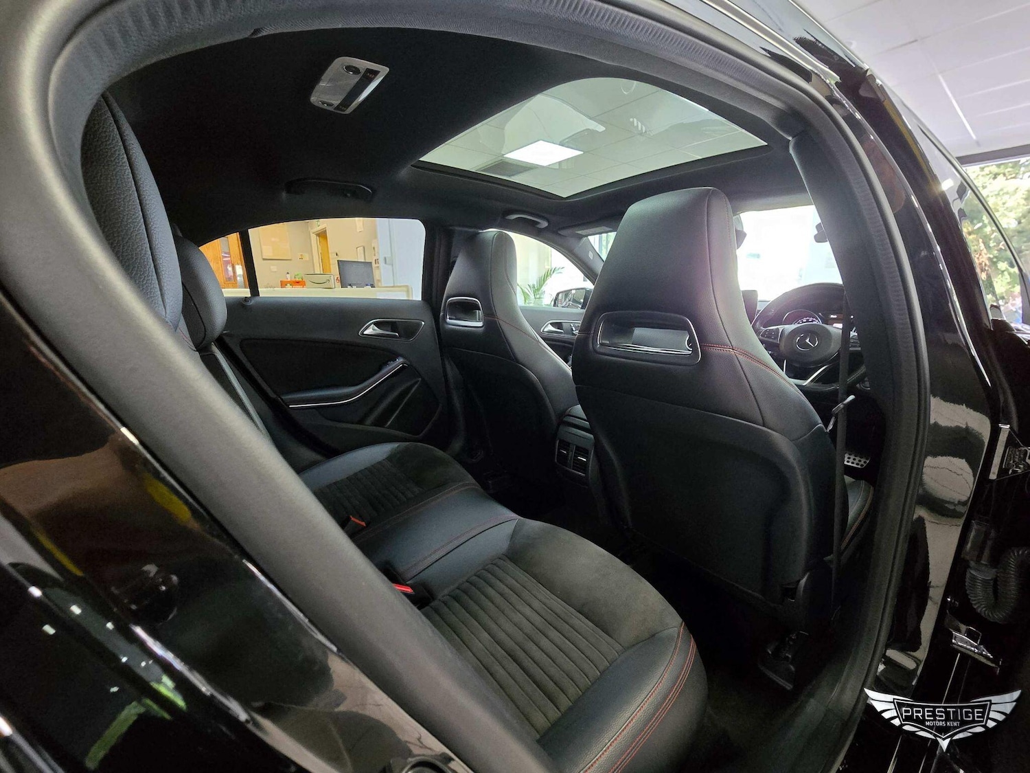 Used Mercedes-Benz A-Class 2018 for sale - 76988984: Photo 21