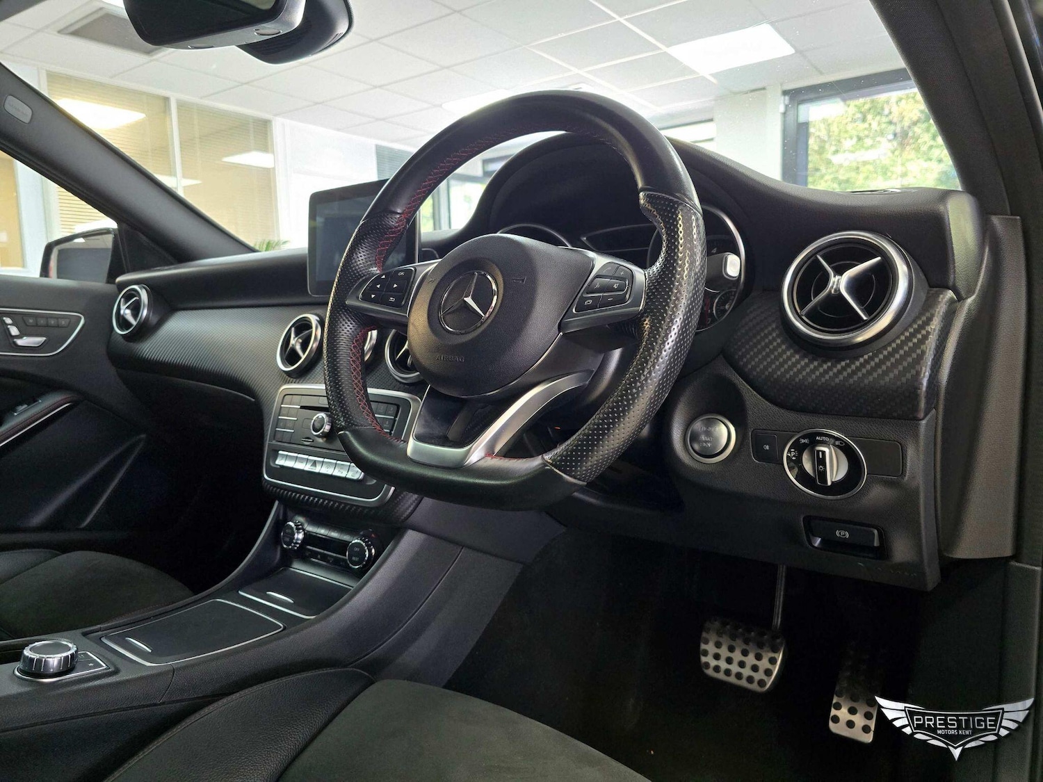 Used Mercedes-Benz A-Class 2018 for sale - 76988984: Photo 76