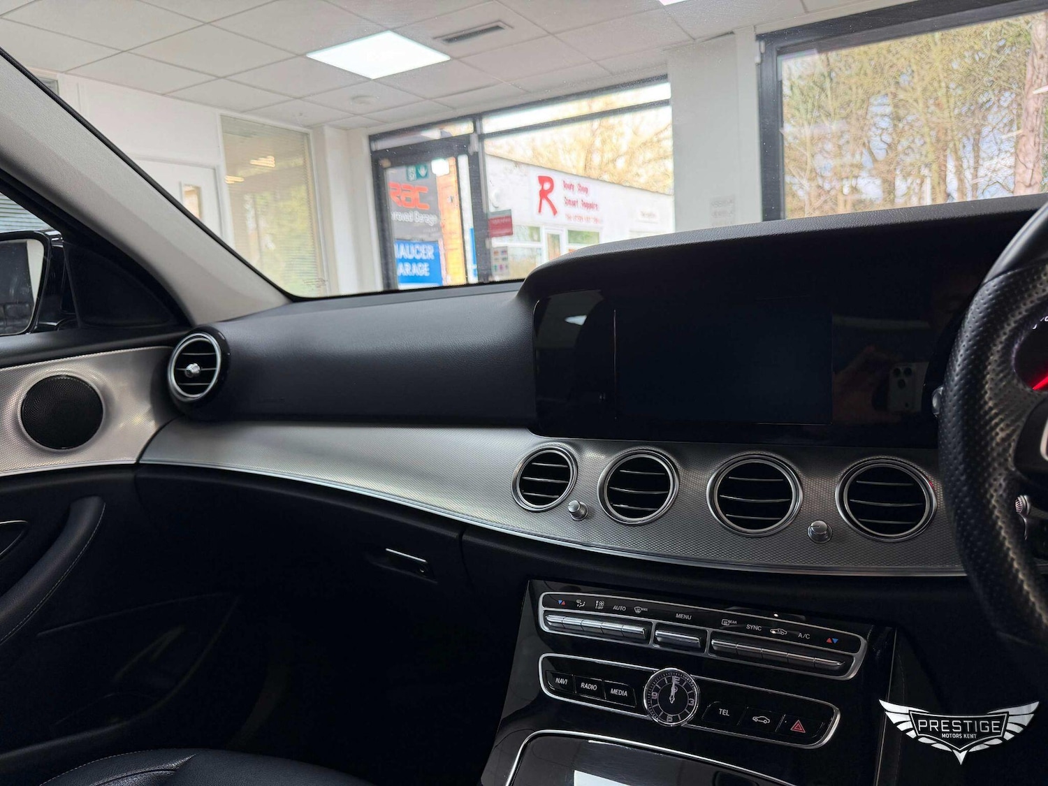 Used Mercedes-Benz E Class 2017 for sale - 77709494: Photo 28