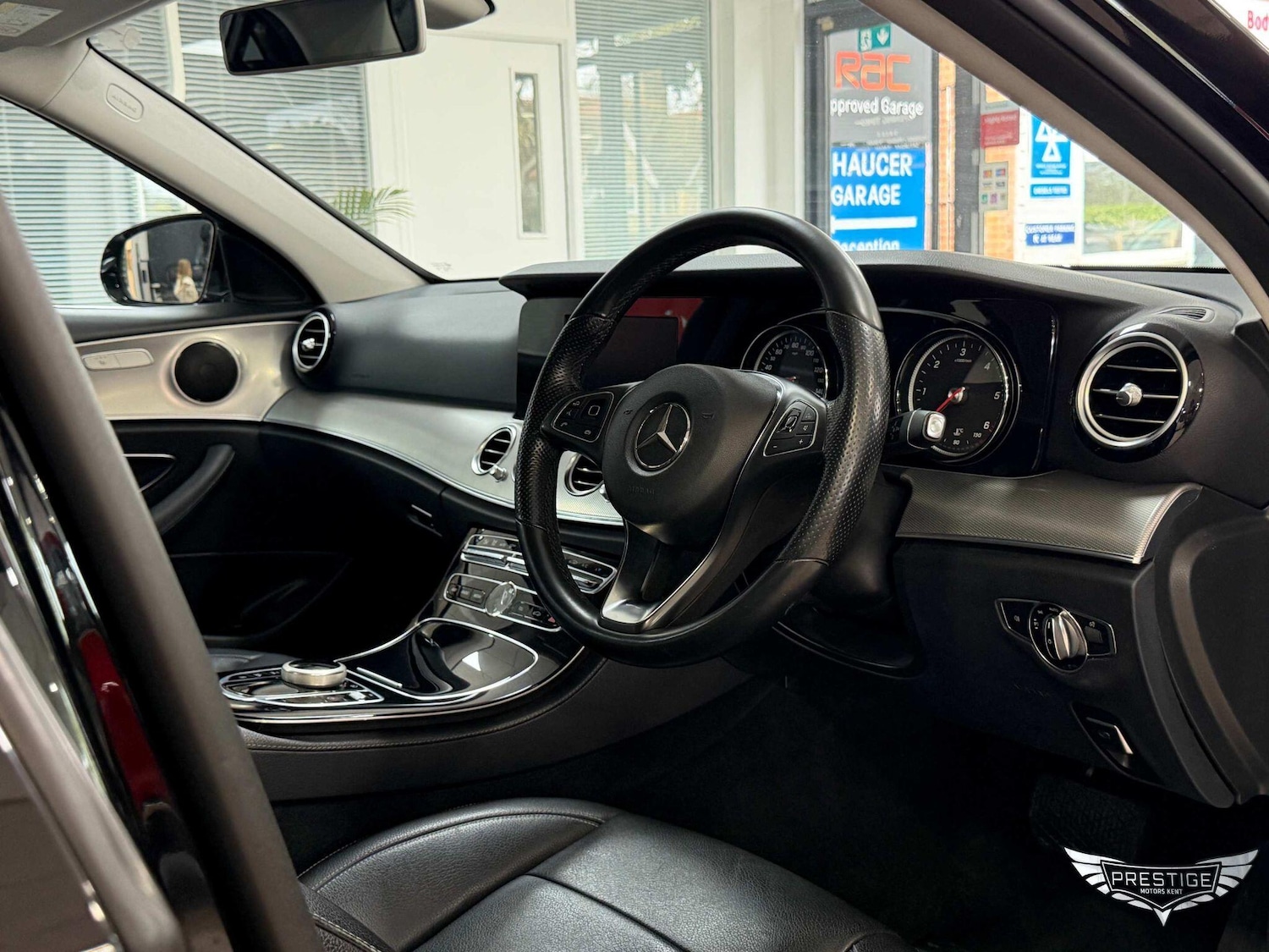 Used Mercedes-Benz E Class 2017 for sale - 77709494: Photo 76