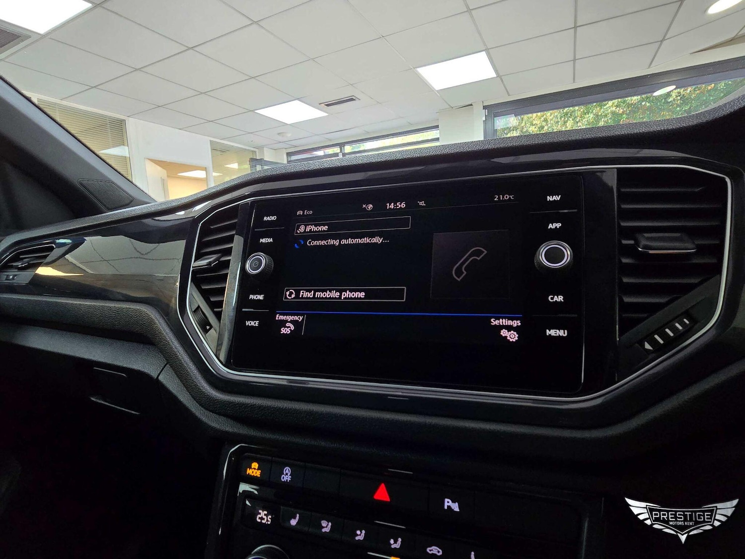 Used Volkswagen T-Roc 2019 for sale - 77039708: Photo 33