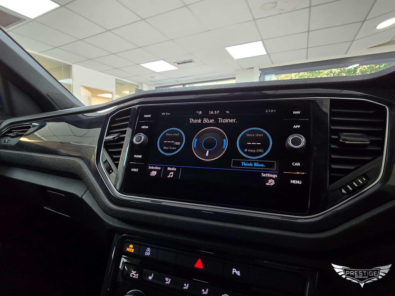 Used Volkswagen T-Roc 2019 for sale - 77039708: Photo 79