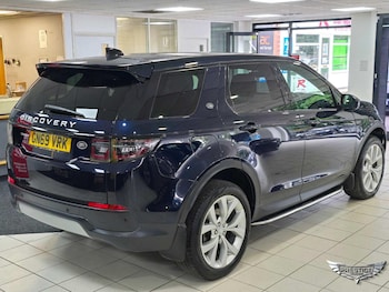 Used Land Rover Discovery Sport 2019 for sale - 75578107: Photo