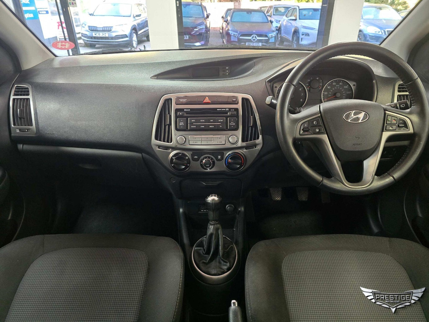 Used Hyundai i20 2013 for sale - 76608385: Photo 19