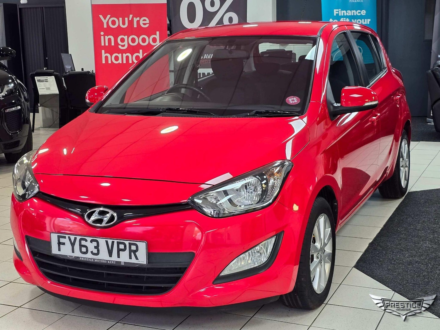 Used Hyundai i20 2013 for sale - 76608385: Photo 2