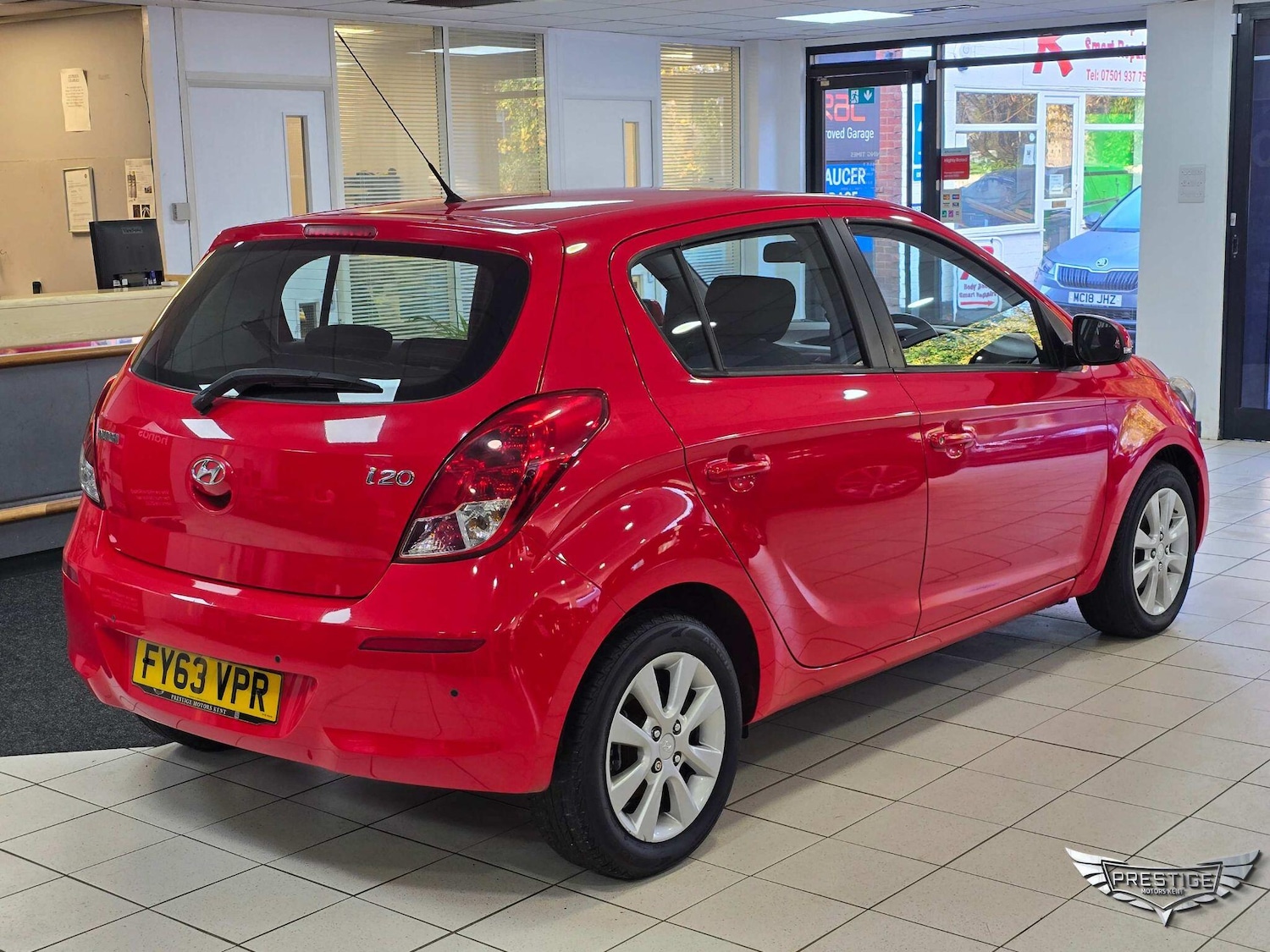 Used Hyundai i20 2013 for sale - 76608385: Photo 3