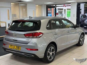 Used Hyundai i30 2022 for sale - 77682937: Photo