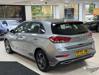Used Hyundai i30 2022 for sale - 77682937: Photo