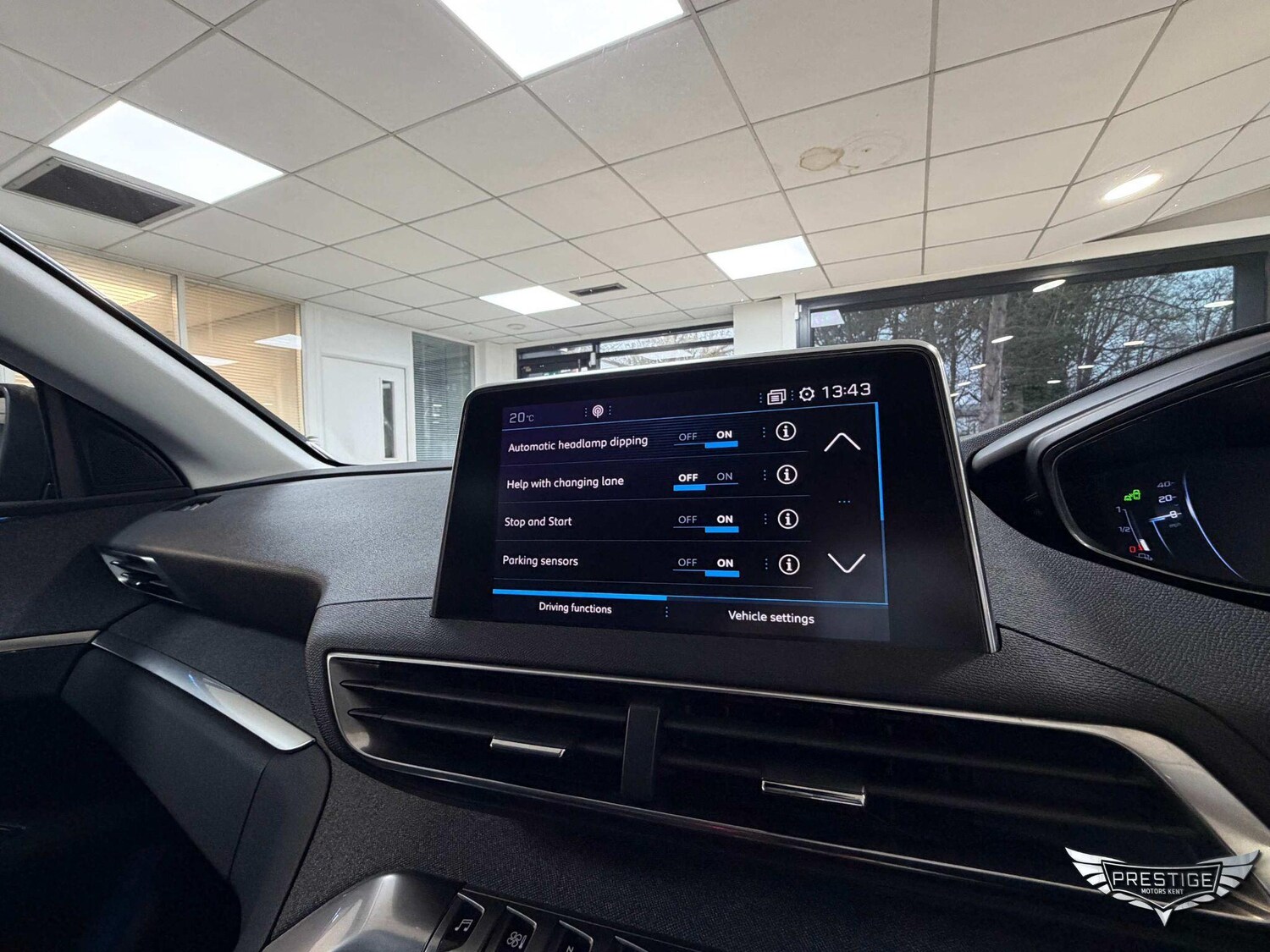 Used Peugeot 3008 2018 for sale - 76953386: Photo 34