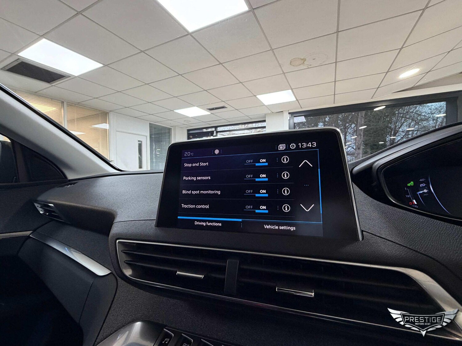 Used Peugeot 3008 2018 for sale - 76953386: Photo 35