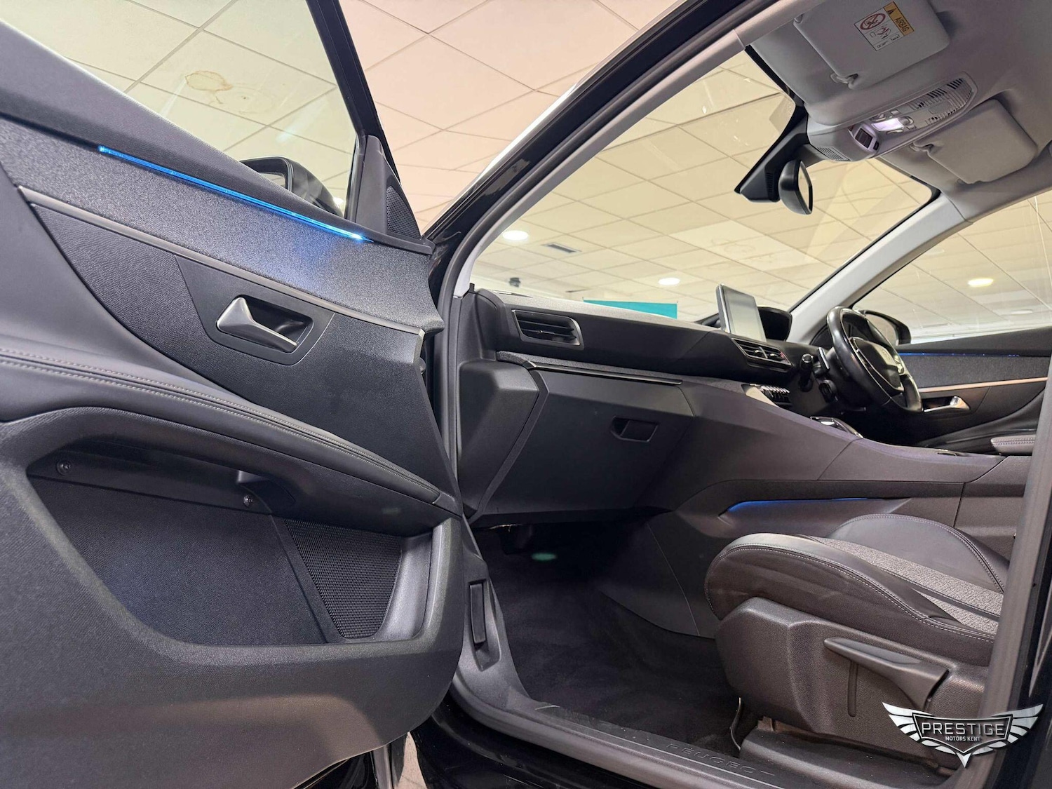 Used Peugeot 3008 2018 for sale - 76953386: Photo 49