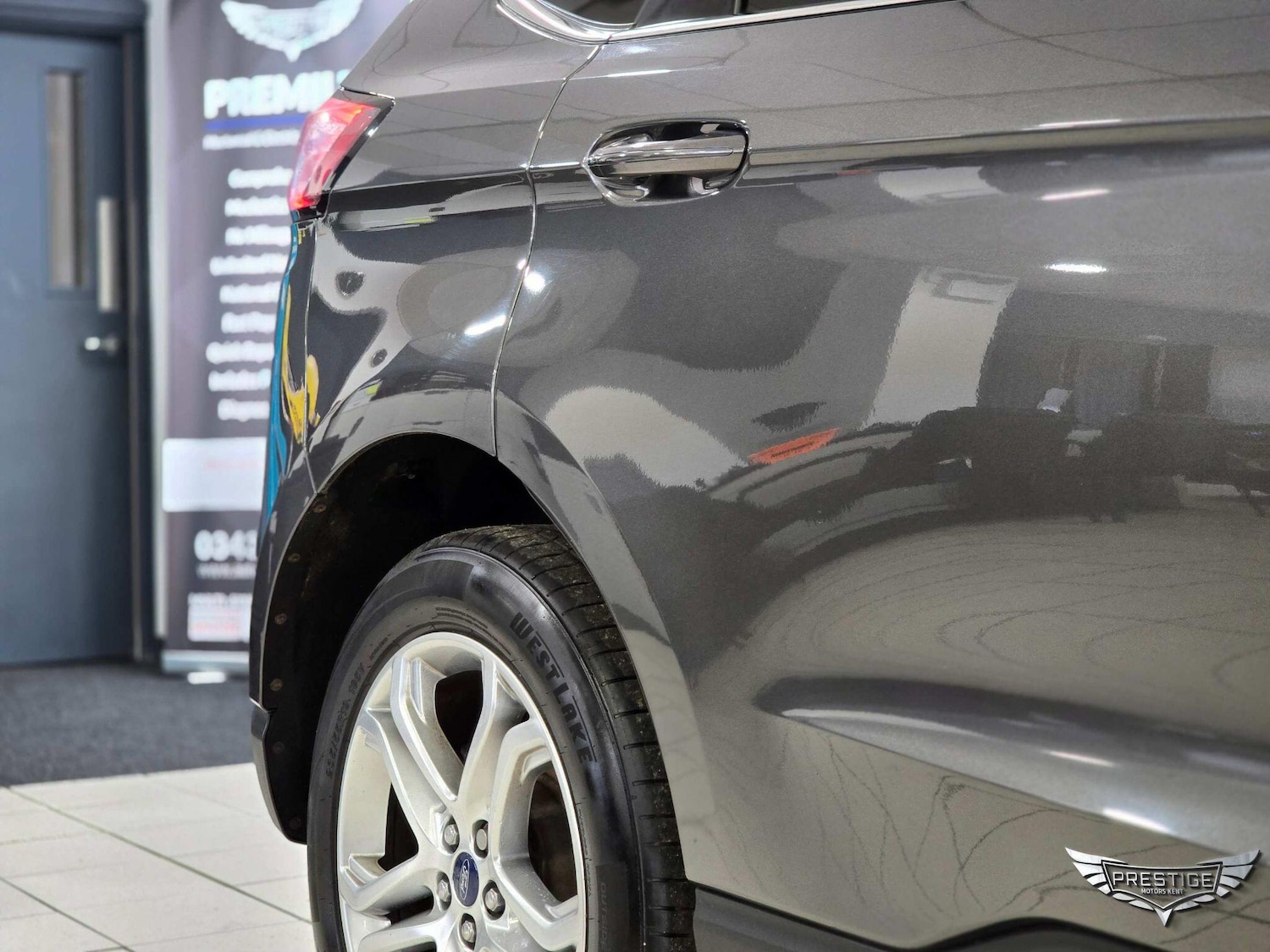 Used Ford Edge 2017 for sale - 76441032: Photo 14