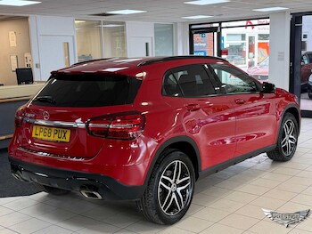Used Mercedes-Benz GLA 2018 for sale - 78562243: Photo