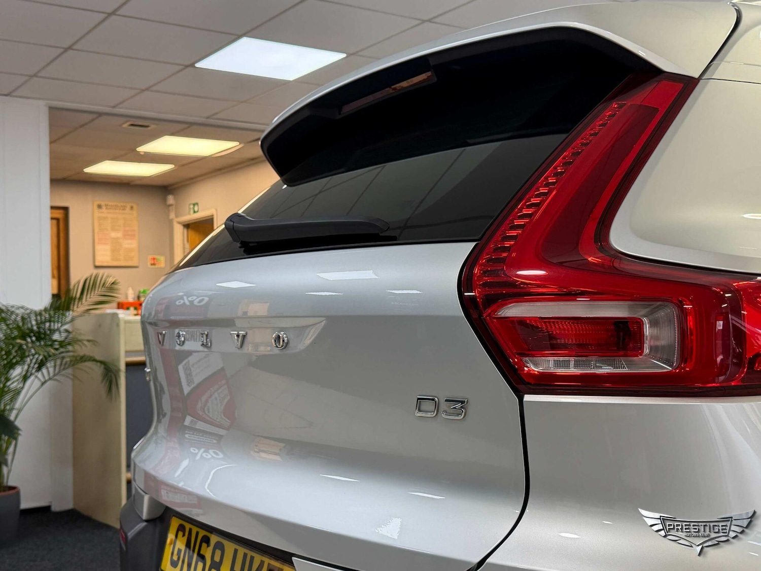 Used Volvo XC40 2018 for sale - 76975540: Photo 15