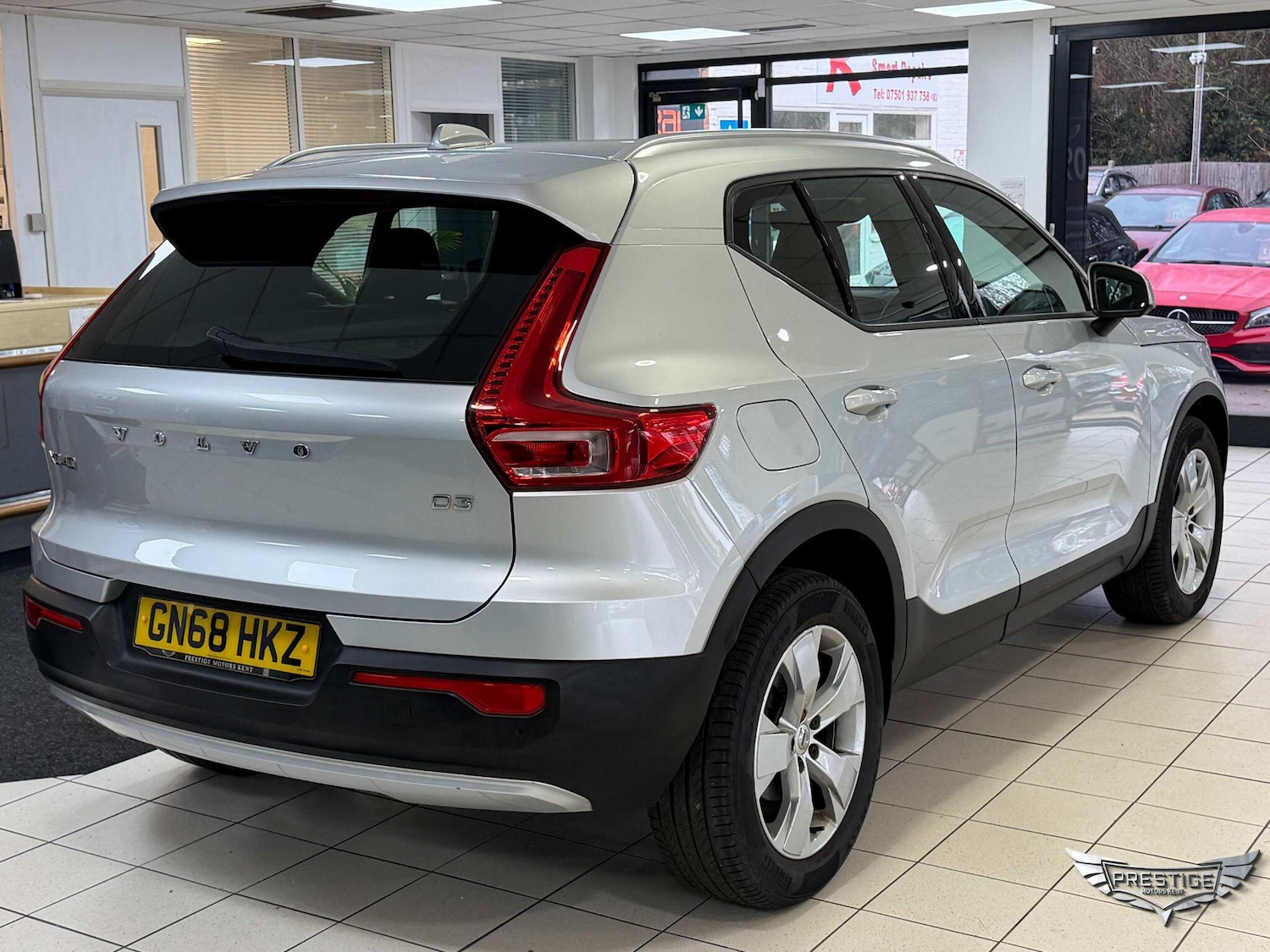 Used Volvo XC40 2018 for sale - 76975540: Photo 3
