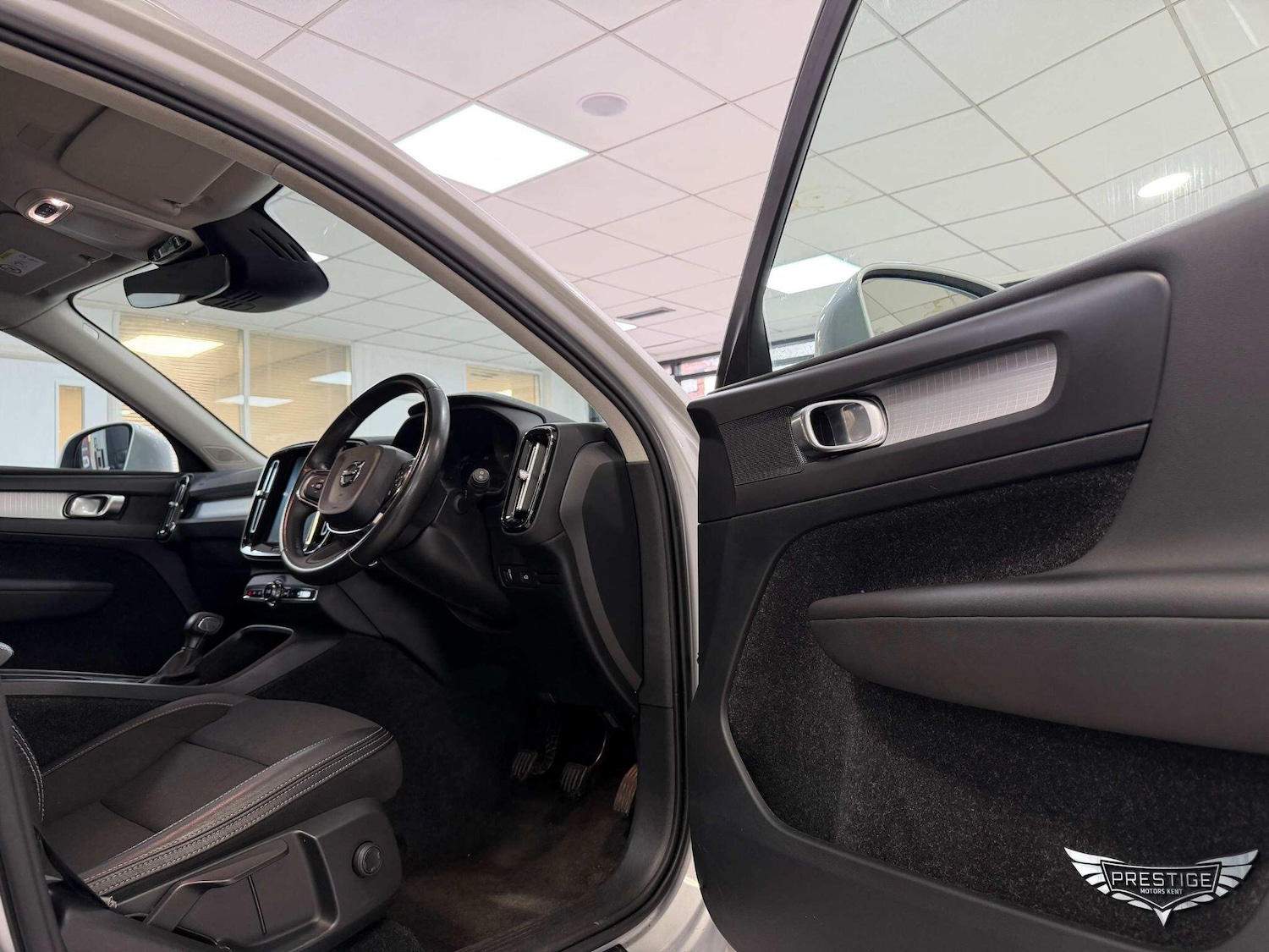 Used Volvo XC40 2018 for sale - 76975540: Photo 44