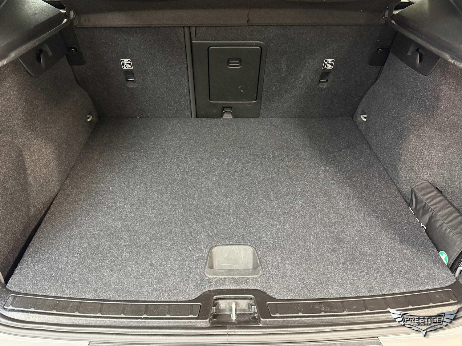 Used Volvo XC40 2018 for sale - 76975540: Photo 87