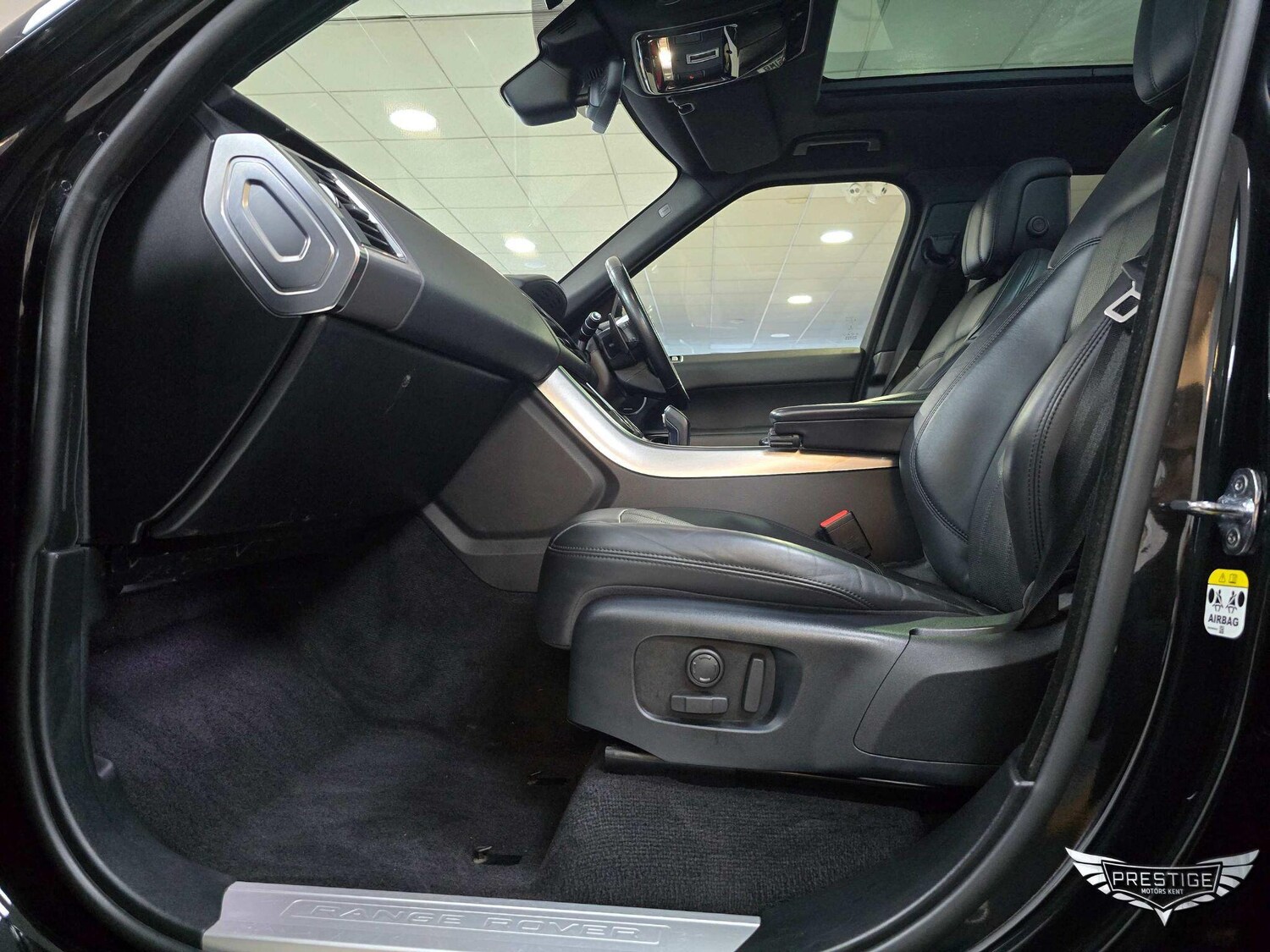 Used Land Rover Range Rover Sport 2019 for sale - 76898254: Photo 76