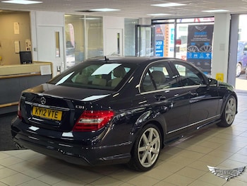 Used Mercedes-Benz C Class 2012 for sale - 79131748: Photo