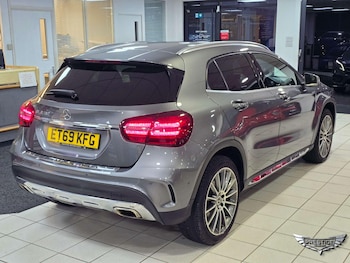 Used Mercedes-Benz GLA 2019 for sale - 77163644: Photo