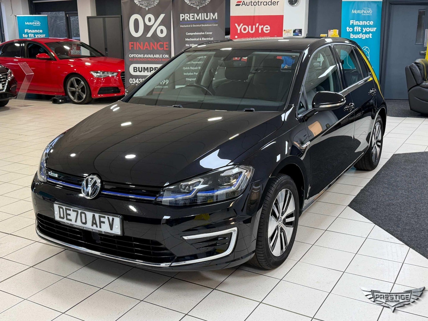 Used Volkswagen Golf 2020 for sale - 76989967: Photo 2
