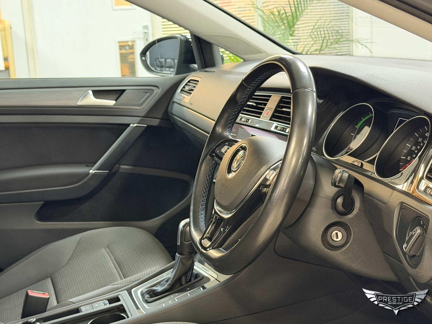 Used Volkswagen Golf 2020 for sale - 76989967: Photo 50