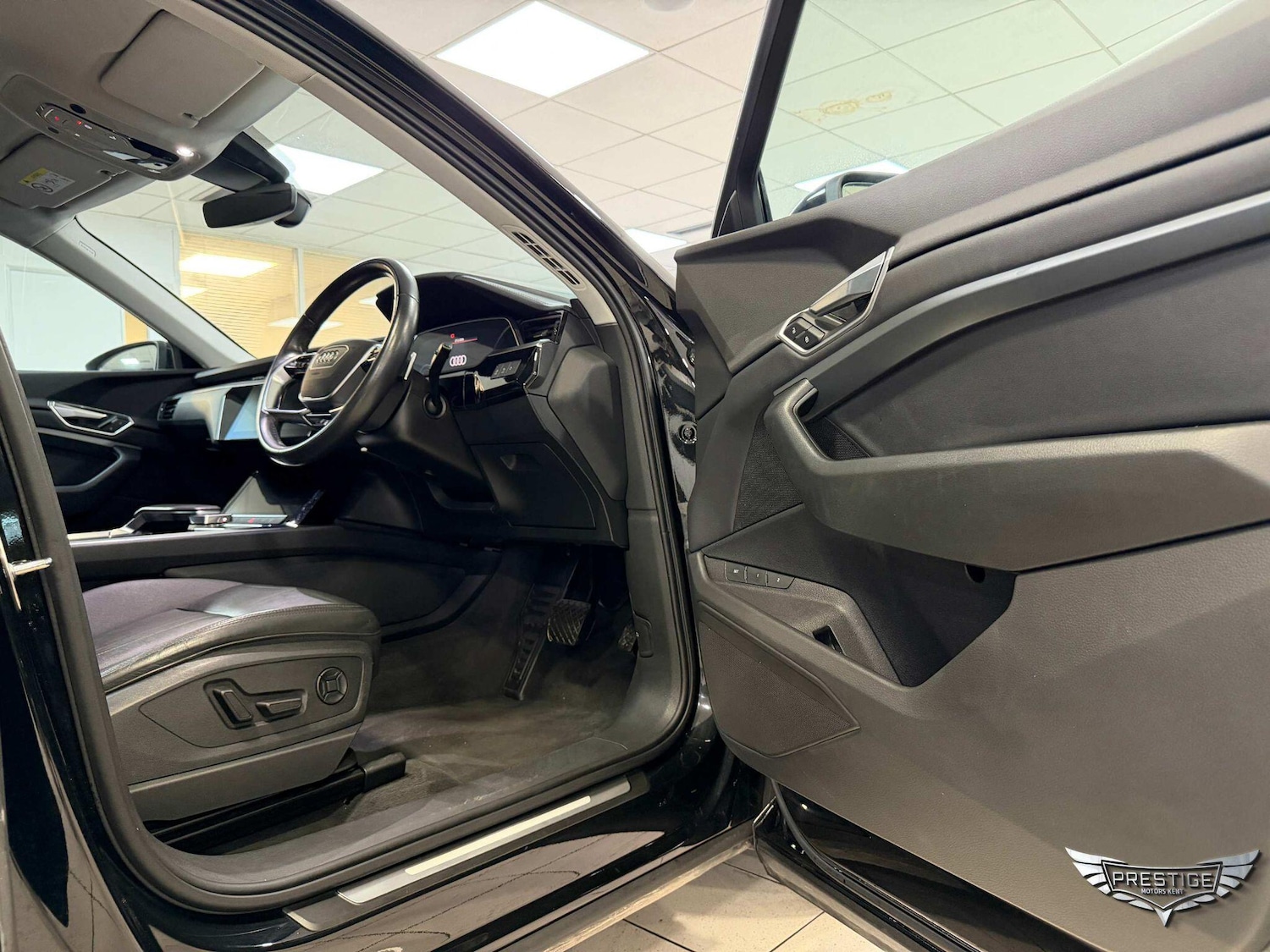 Used Audi e-tron 2021 for sale - 77695336: Photo 46