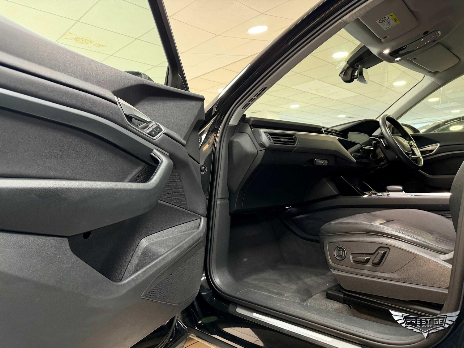 Used Audi e-tron 2021 for sale - 77695336: Photo 49