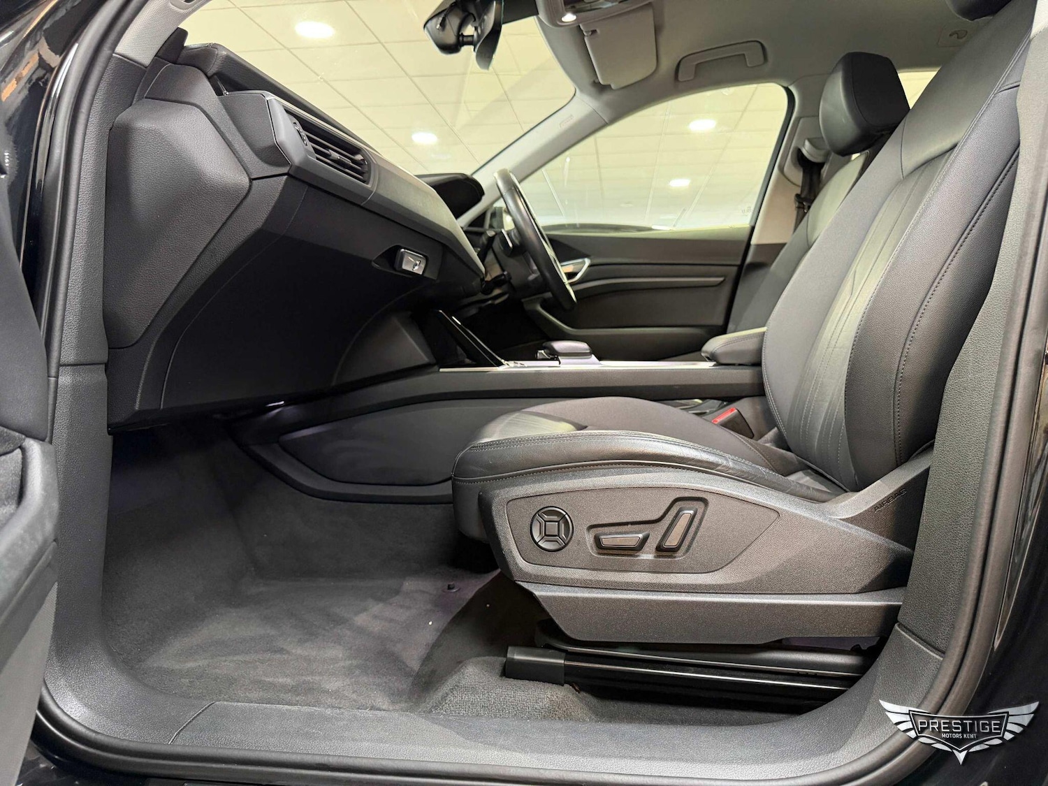 Used Audi e-tron 2021 for sale - 77695336: Photo 76