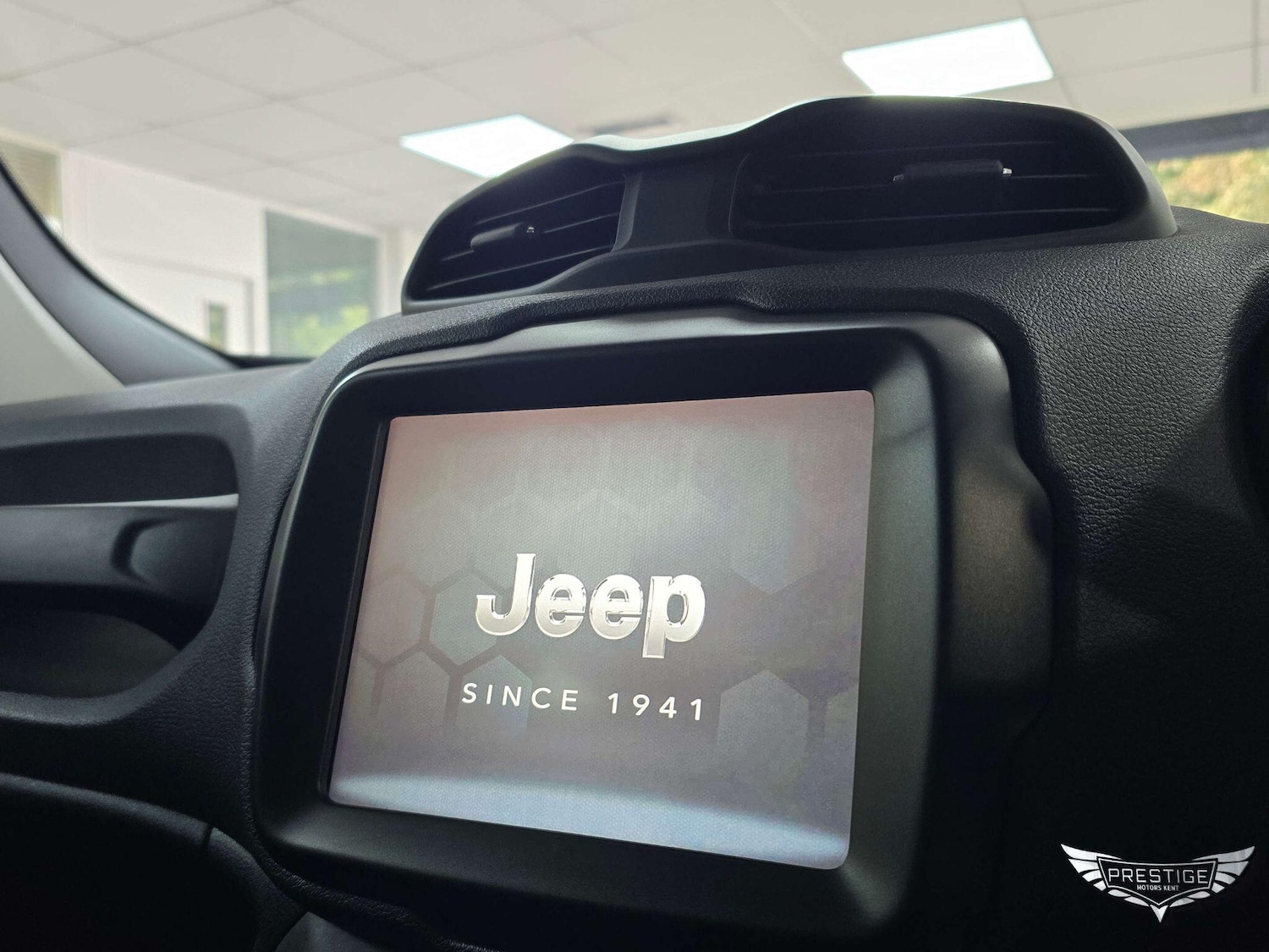 Used Jeep Renegade 2021 for sale - 76175573: Photo 34