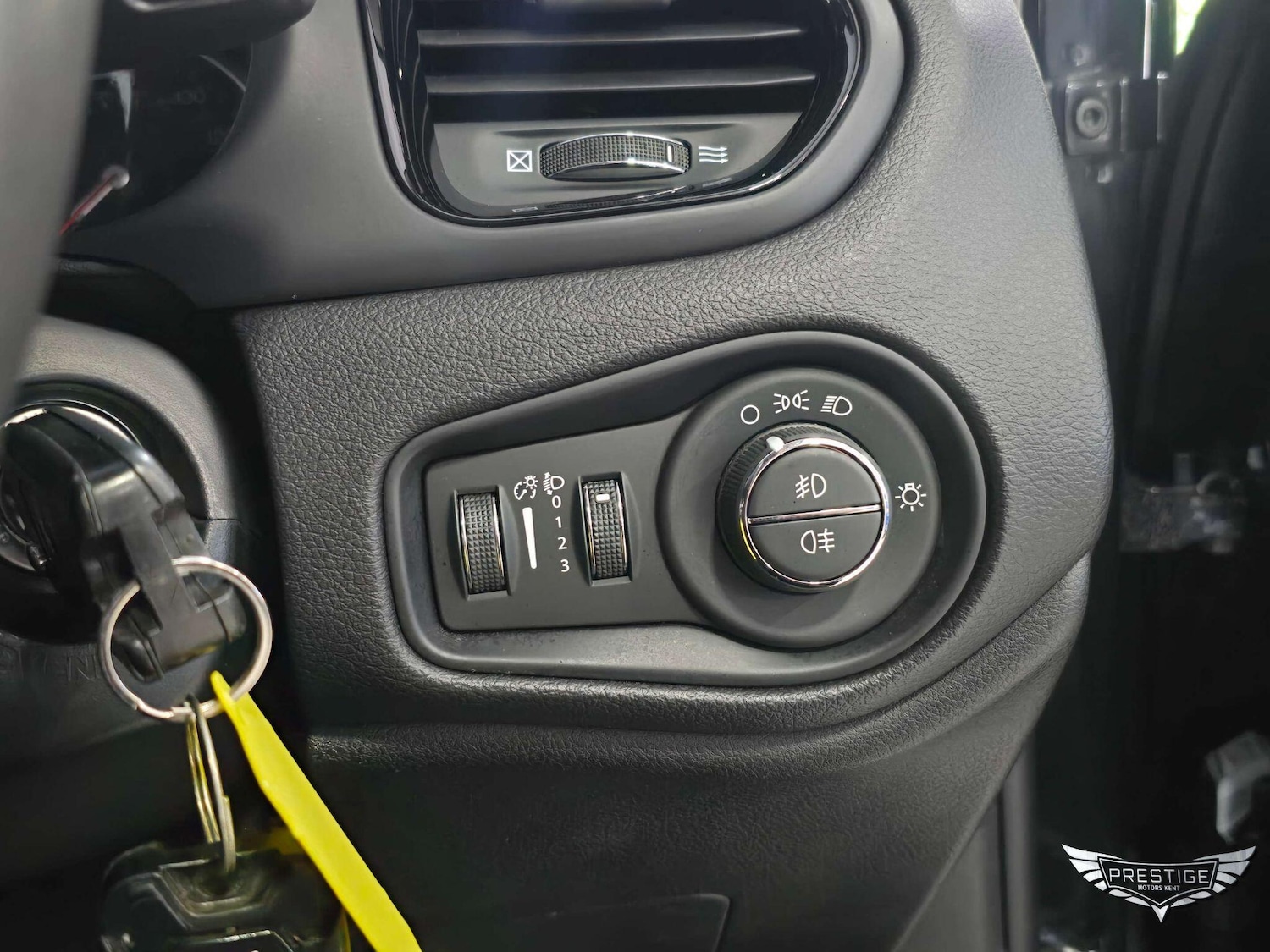 Used Jeep Renegade 2021 for sale - 76175573: Photo 60