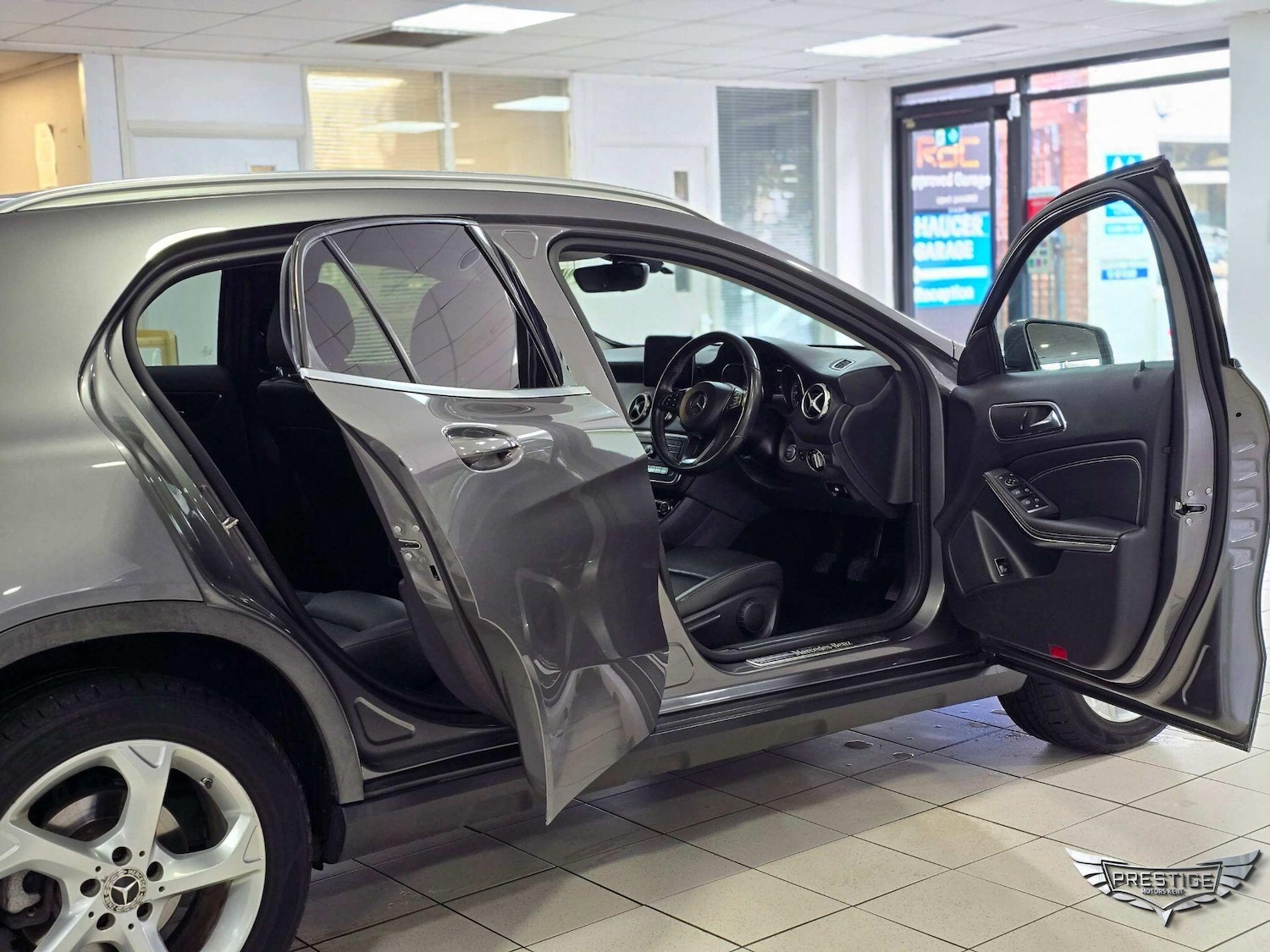 Used Mercedes-Benz GLA 2018 for sale - 76327078: Photo 45