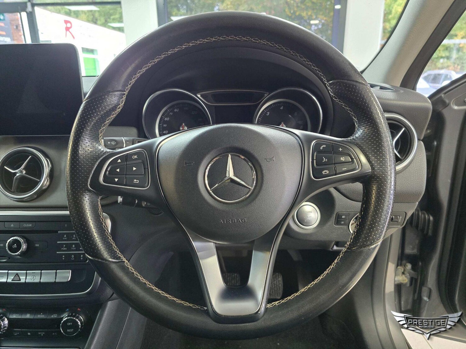 Used Mercedes-Benz GLA 2018 for sale - 76327078: Photo 54