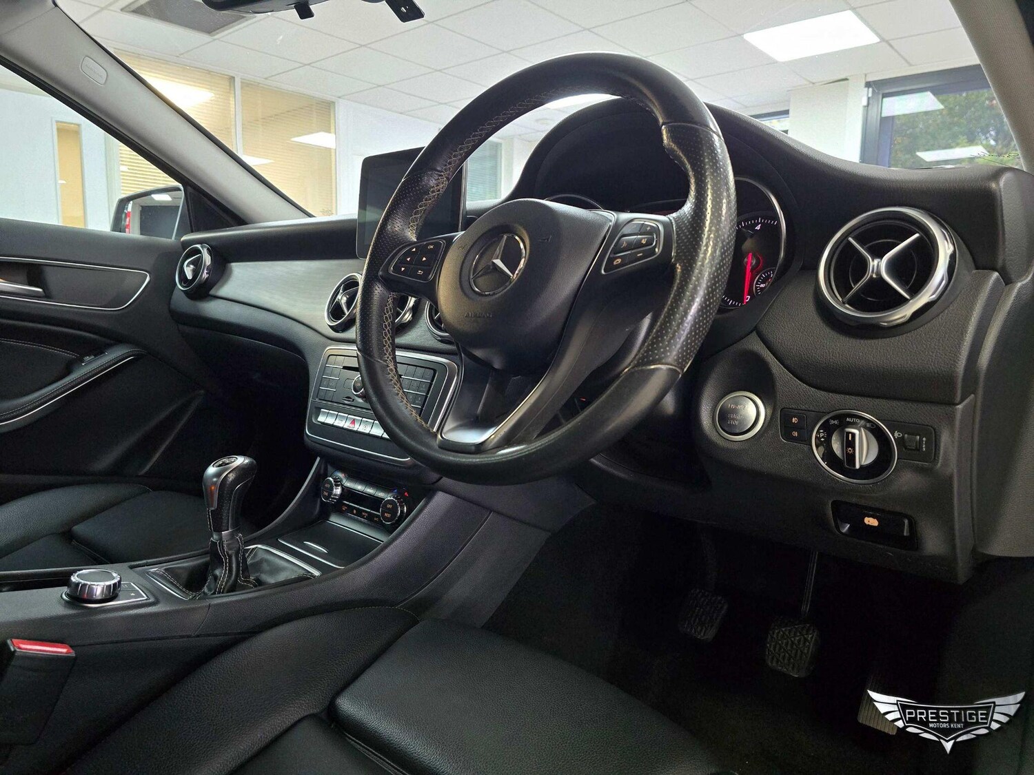 Used Mercedes-Benz GLA 2018 for sale - 76327078: Photo 72