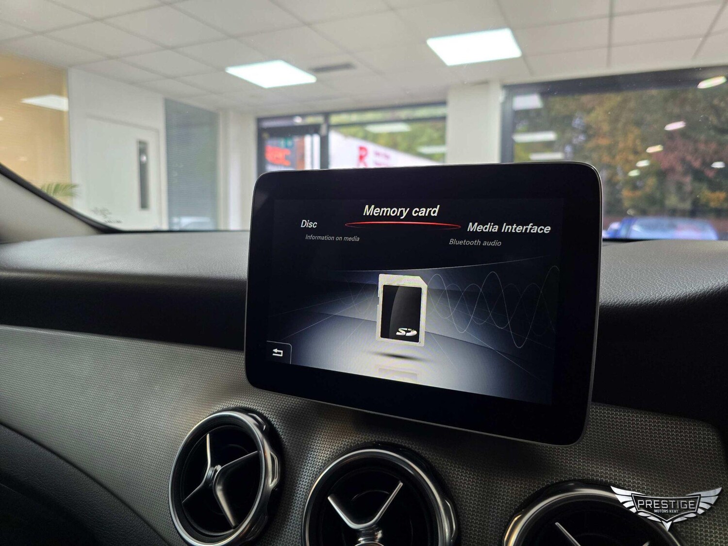 Used Mercedes-Benz GLA 2018 for sale - 76327078: Photo 80