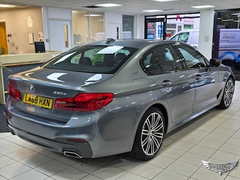 Used BMW 5 Series 2019 for sale - 76633214: Photo