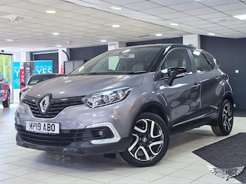 Used Renault Captur 2019 for sale - 79336590: Photo